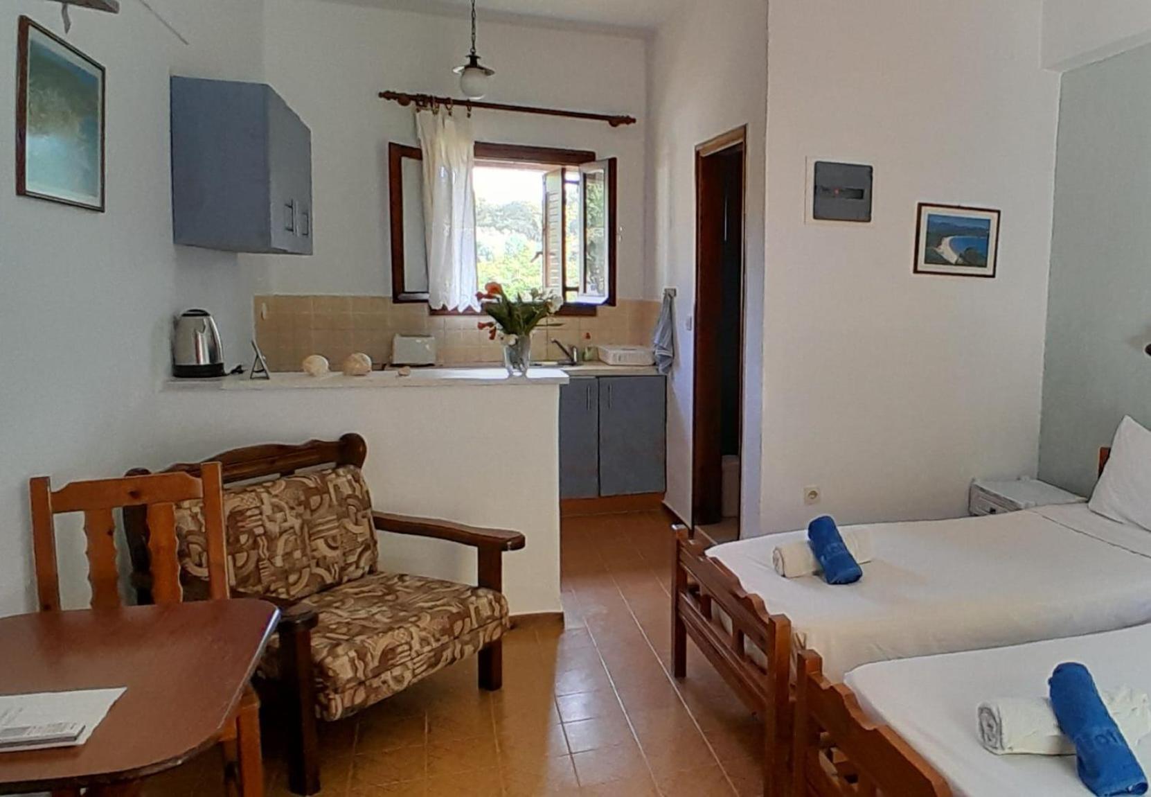 Parachos Trulos 500 Metres From The Sea Appartement